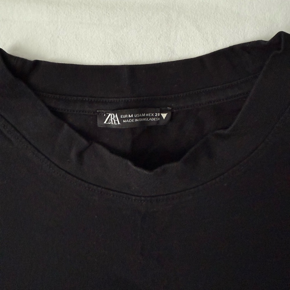 Zara basic tee - Picture 3 of 3